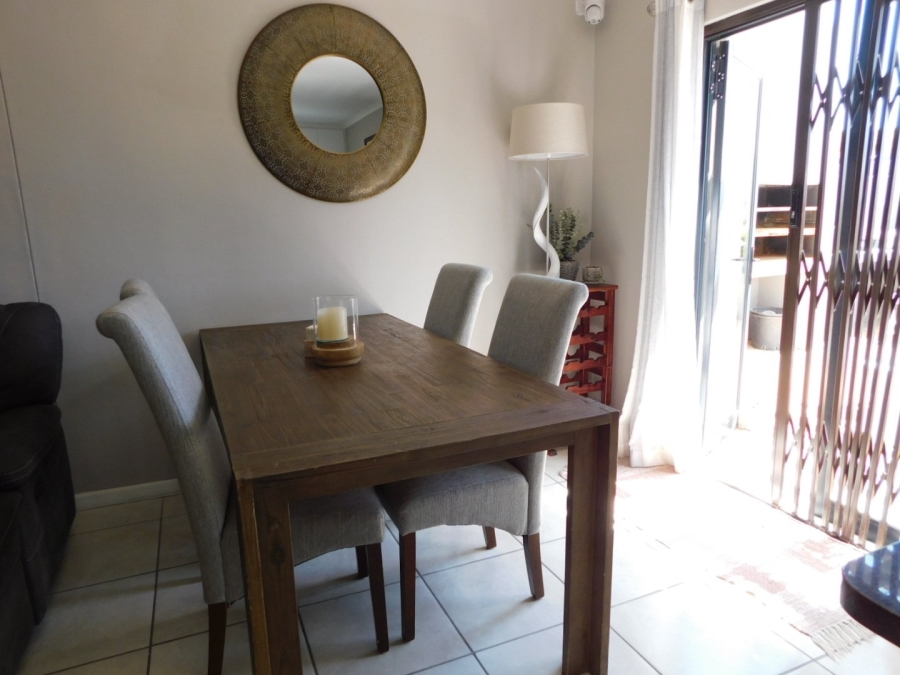 To Let 3 Bedroom Property for Rent in Gordons Bay Central Western Cape